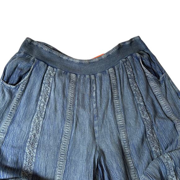 Bunulu Denim Look Crinkle Elasticated Waist Fit n Flare Capri Pant 3X - Picture 9 of 10